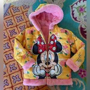 Yellow Disney Minnie Mouse puffer winter coat with faux fur Pink Lining size 6